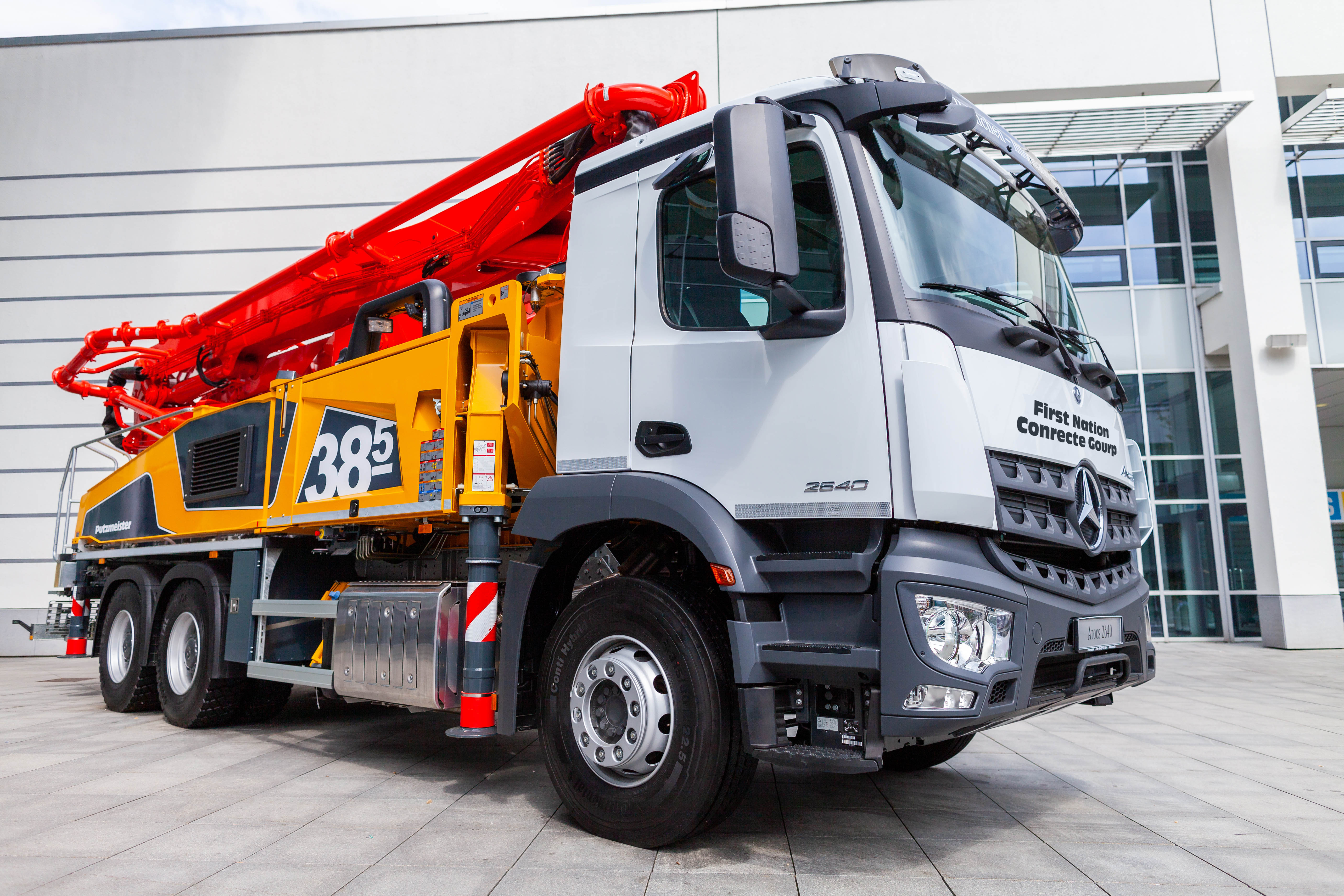 Concrete Pump Image